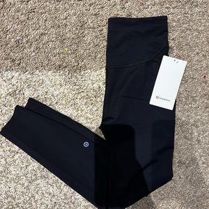 NWT Lululemon base pace 25” HR leggings